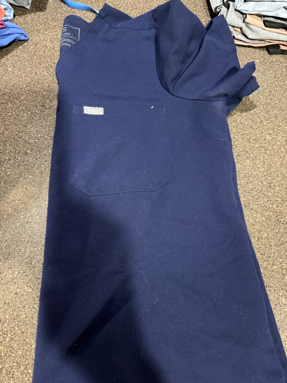 Figs Navy scrub set - Picture 2 of 8